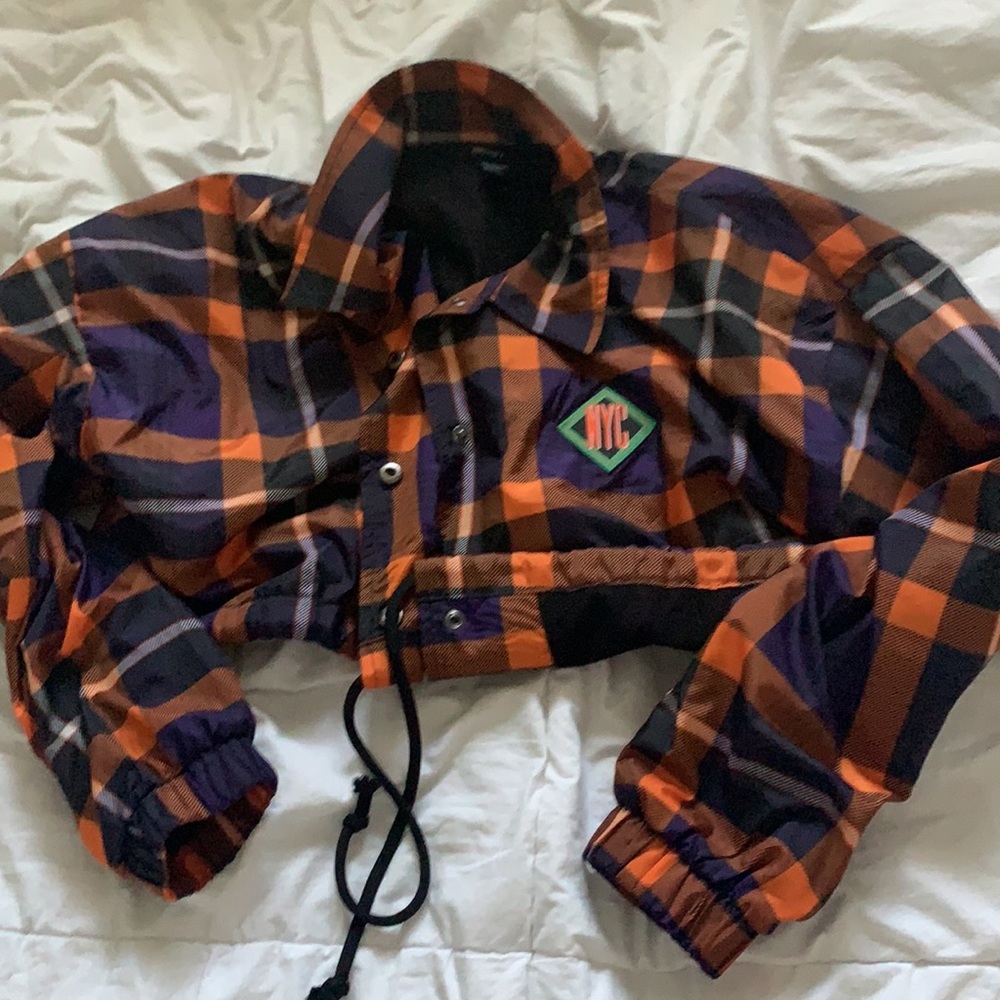 Cropped Jacket - Picture 2 of 4